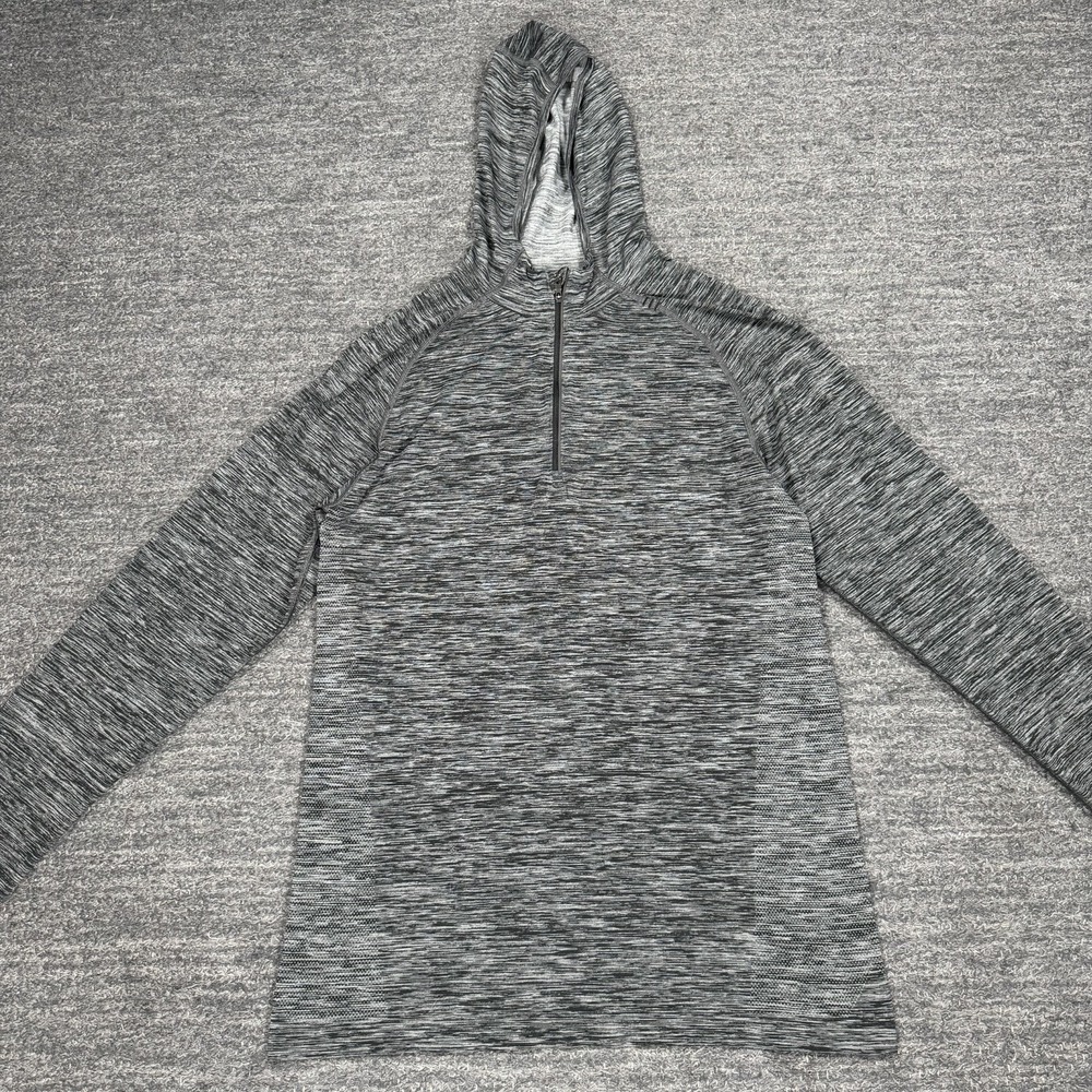 Lululemon Hoodie Men Medium Gray Metal Vent Tech 1/4 Zip Athleisure Long Sleeve
